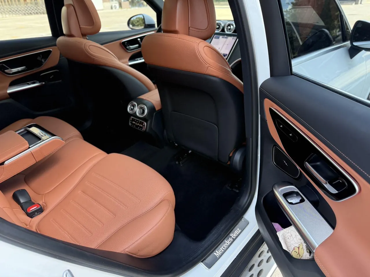 Mercedes Benz 2024 GLC 260 L 4MATIC 48V 2.0T Luxury 5-seat Automatic Gear 11