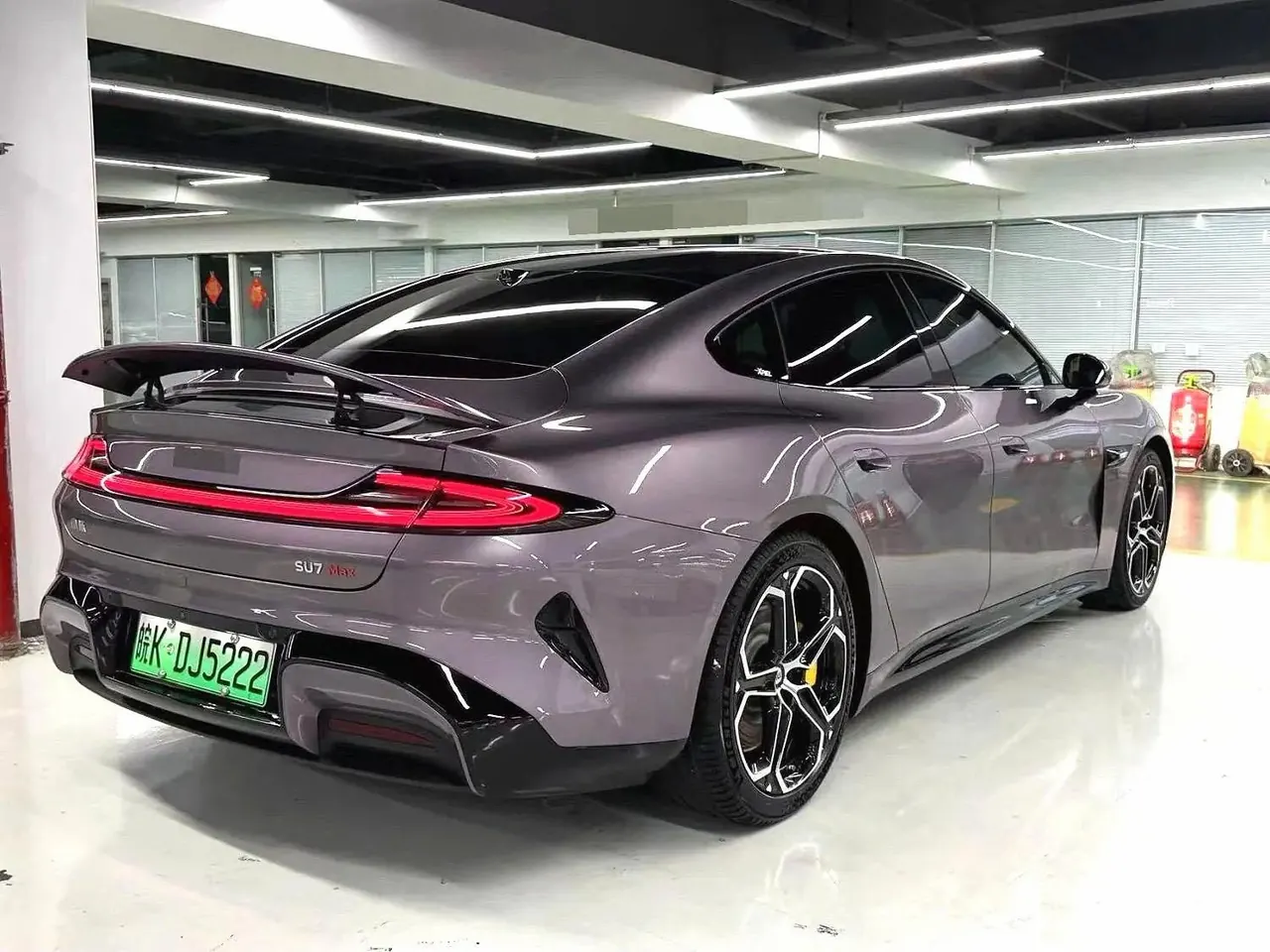 MI 2024 SU 7 800km 4-wheel drive ultra-long endurance high-end smart driving Max version automatic gear 4