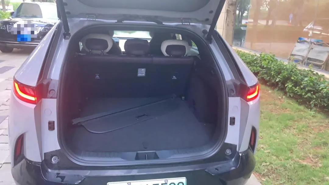 Mazda 2025 EZ-60 200 Max automatic gear 8
