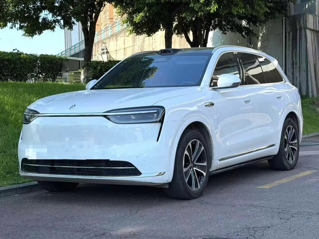 Open image lightbox: AITO 2026 AITO M7 extended range Ultra 4-wheel drive version 6 seats (192-line laser Radar) automatic gear