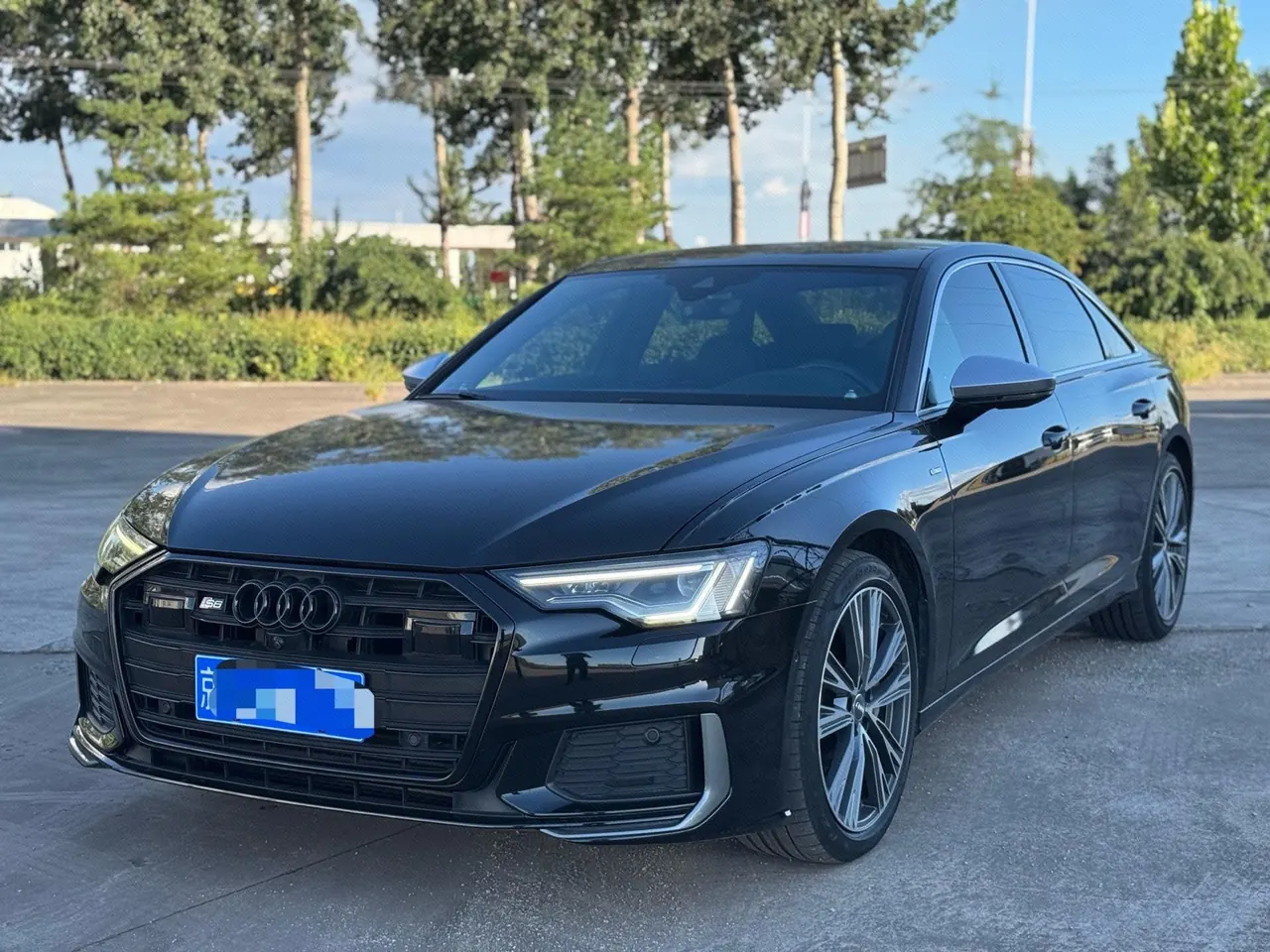 打开图片灯箱:Audi 2020 A6L 48V 3.0TFSI 55TFSI Quattro enjoy dynamic automatic transmission