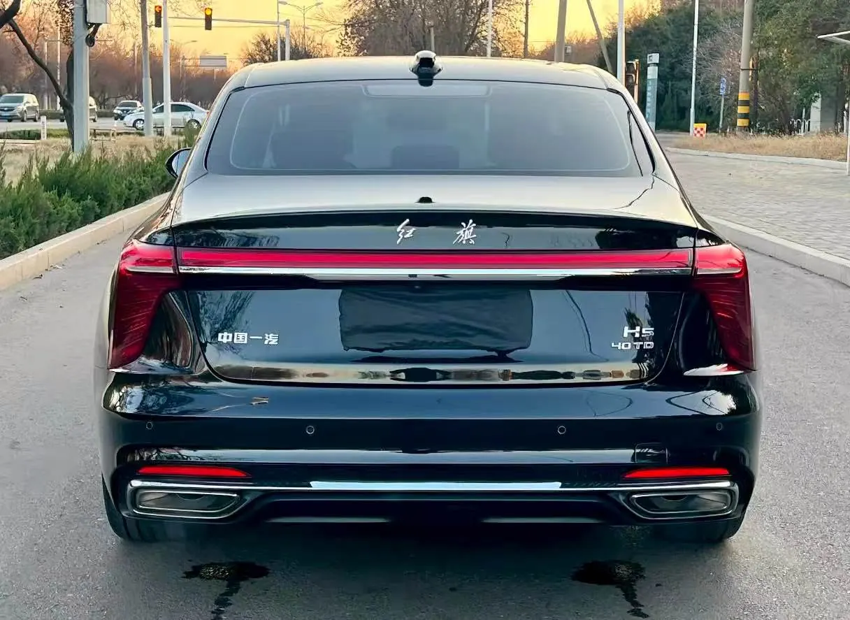 HongQi 2024 H5 2.0T Zhilian Qi Chang Edition Automatic Gear 5