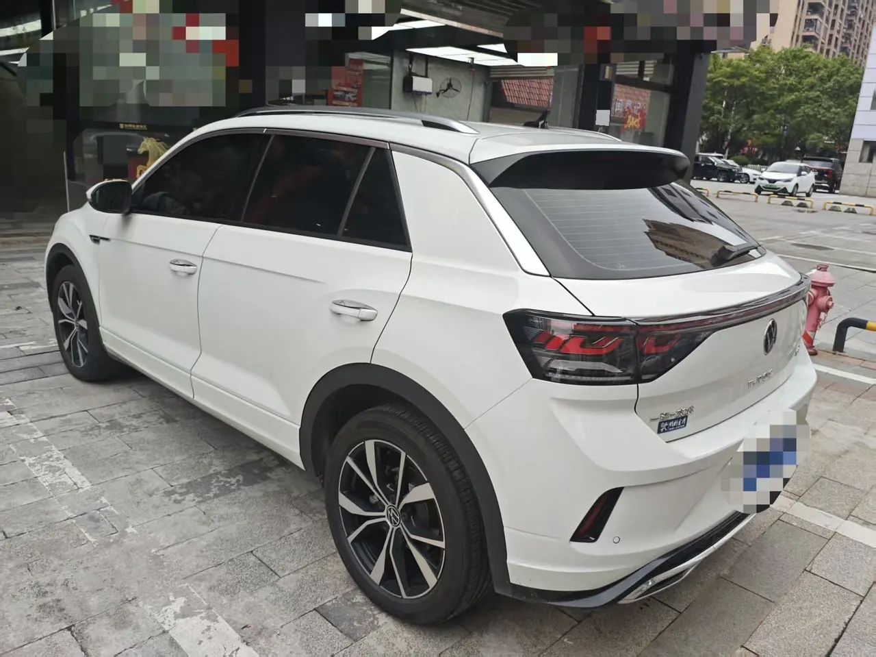 Volkswagen 2024 Tange 1.5TSI 300TSI Two-Drive Chen Guang Edition Automatic Gear 4