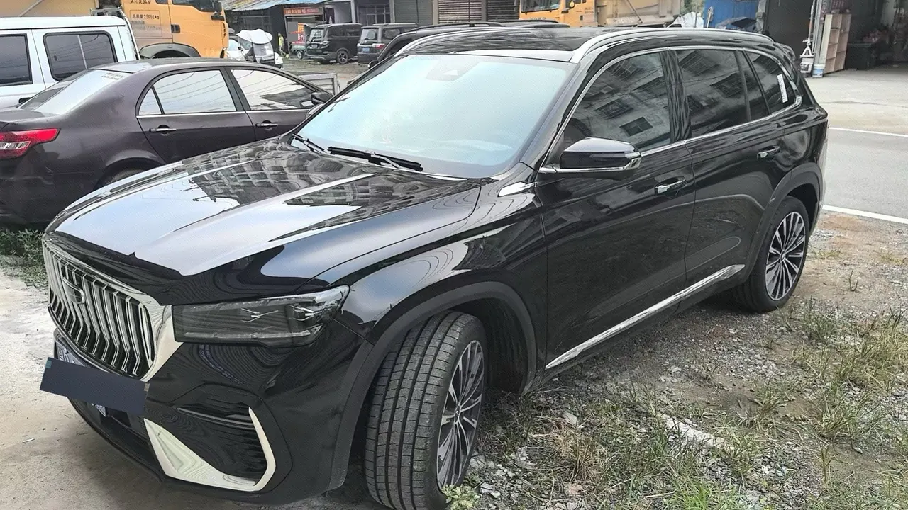 打开图片灯箱:Geely 2026 XingyueL (Monjaro) 2.0TD Oriental Obsidian Star Edition Automatic Gear
