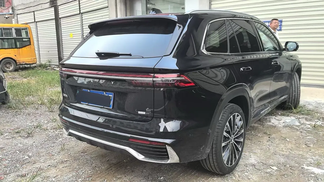 Geely 2026 XingyueL (Monjaro) 2.0TD Oriental Obsidian Star Edition Automatic Gear 7