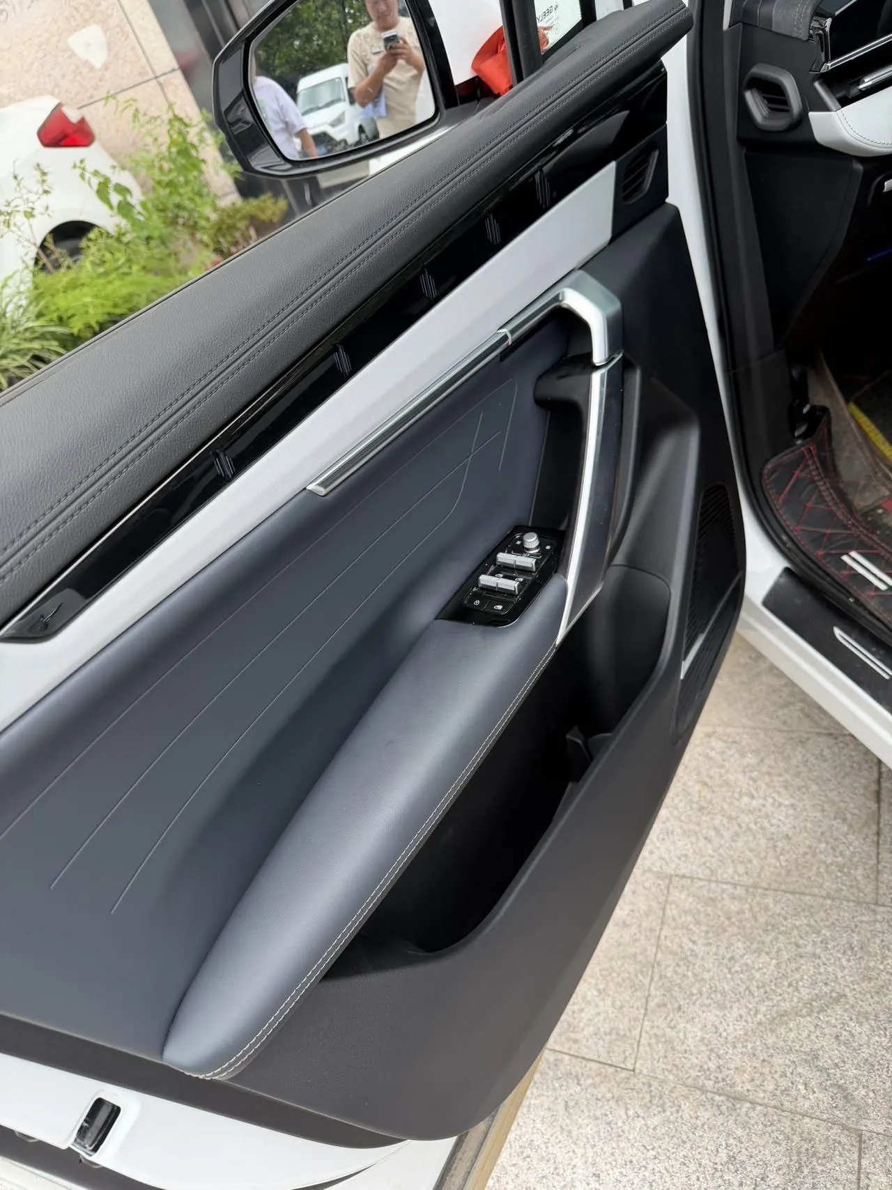 Geely 2024 Boyue L 1.5TD Premium Edition Automatic Gear 4