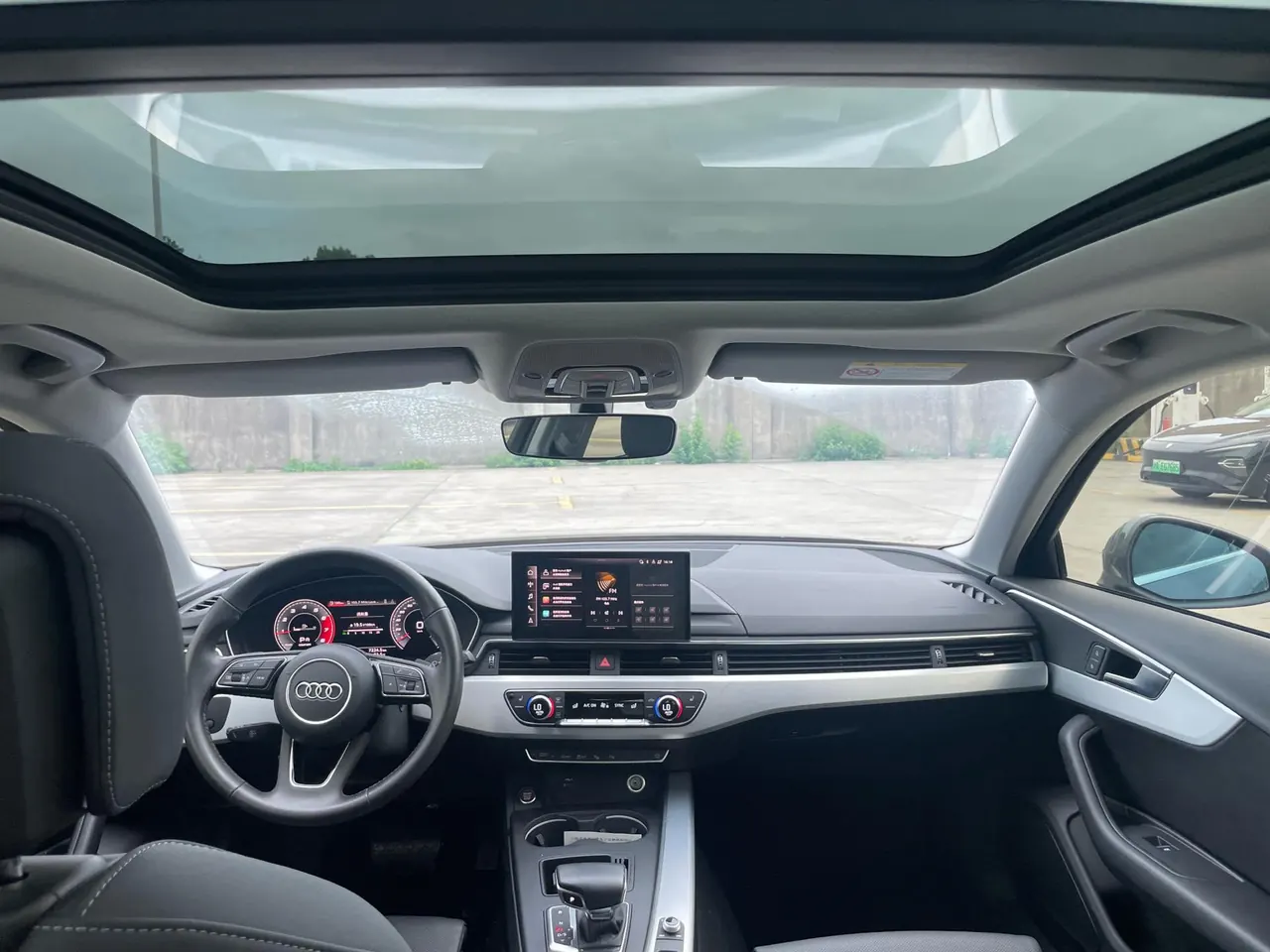 Audi 2020 A4L 2.0TFSI 40TFSI Fashion Dynamic Automatic 9