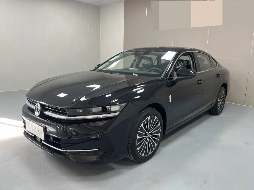 Open image lightbox: Volkswagen 2026 Magotan 2.0TSI 380TSI Premium Edition Da Mai Bag Automatic Gear