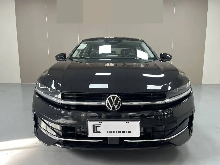 Volkswagen 2026 Magotan 2.0TSI 380TSI Premium Edition Da Mai Bag Automatic Gear 2