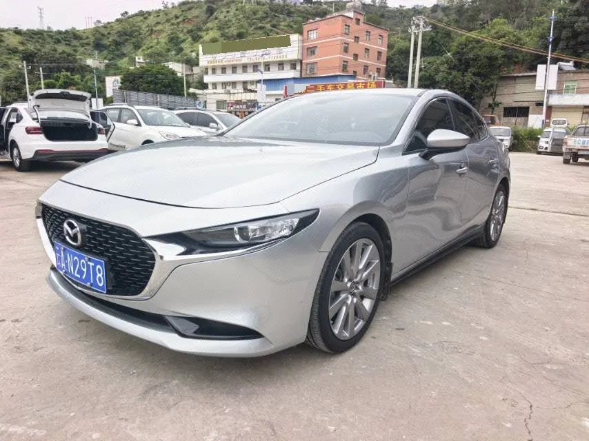 打开图片灯箱:Mazda 3 Oncorsela 2020 Mazda 3 Oncorsela-sedan 2.0 luxury version automatic transmission