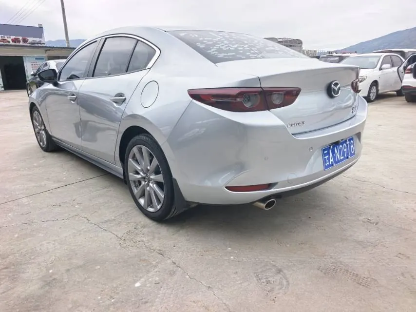Mazda 3 Oncorsela 2020 Mazda 3 Oncorsela-sedan 2.0 luxury version automatic transmission 3