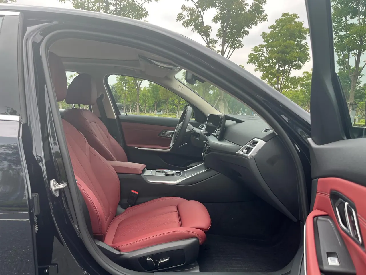 BMW 2026 i3 eDrive 35 L (modified) automatic gear 16