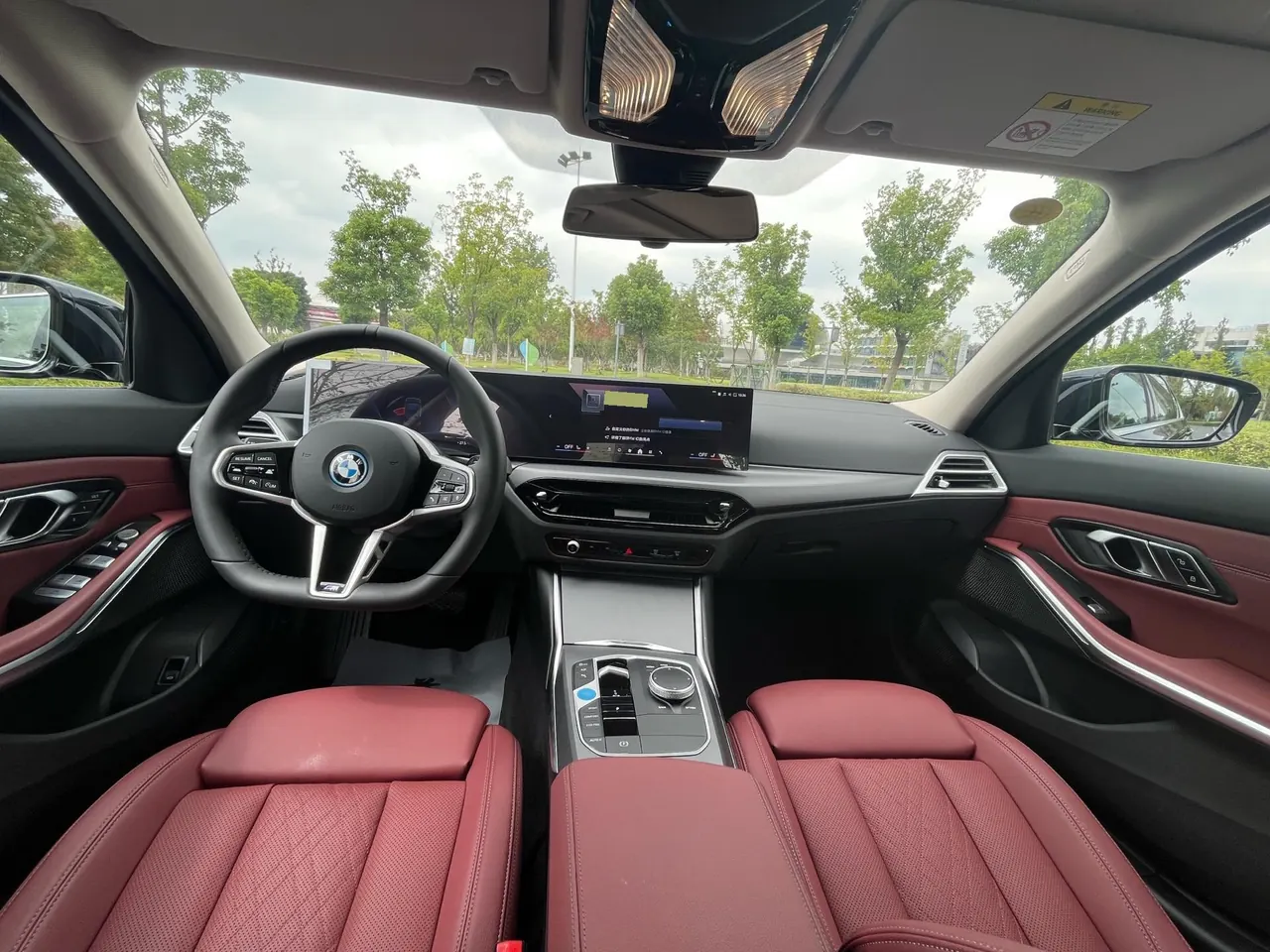 BMW 2026 i3 eDrive 35 L (modified) automatic gear 18