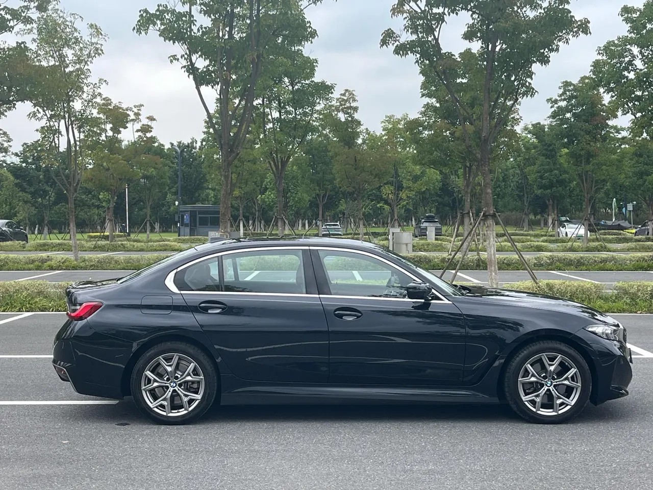 BMW 2026 i3 eDrive 35 L (modified) automatic gear 4