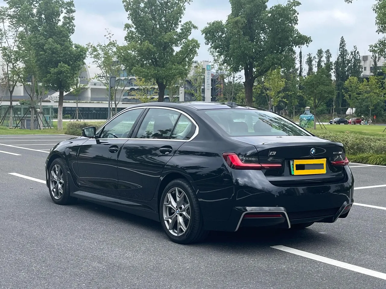 BMW 2026 i3 eDrive 35 L (modified) automatic gear 7