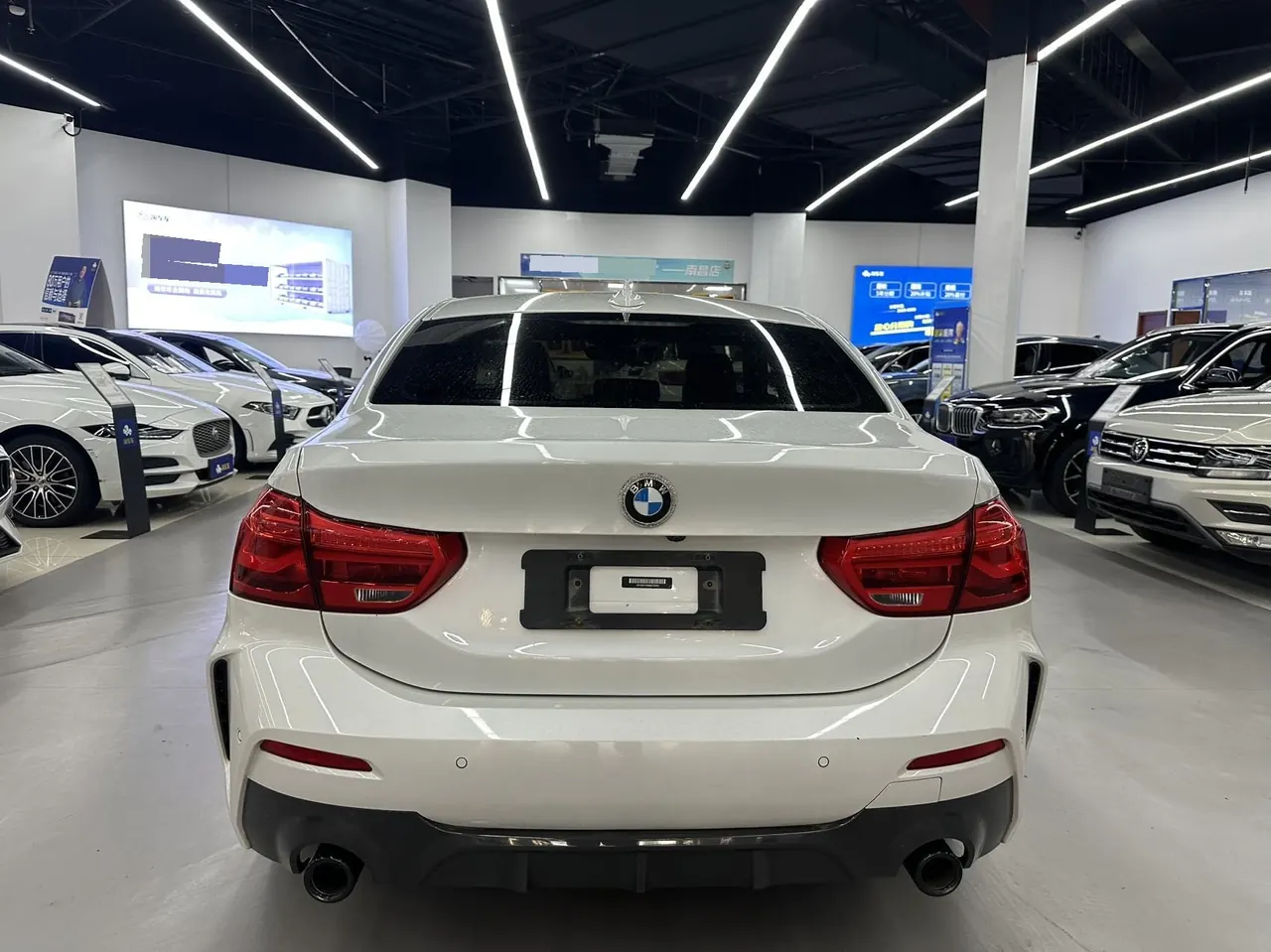 BMW 1 Series 2021 120i 1.5T M Sport Night Edition (facelift) Automatic 8