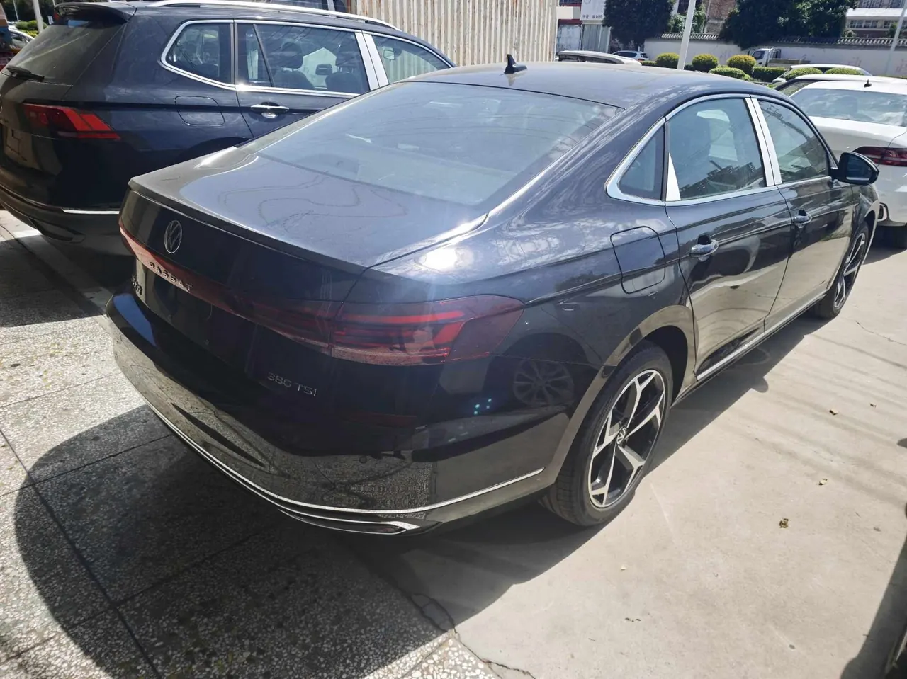 Volkswagen 2026 Passat 2.0TSI 380TSI Subut Longteng Edition Automatic Gear 4