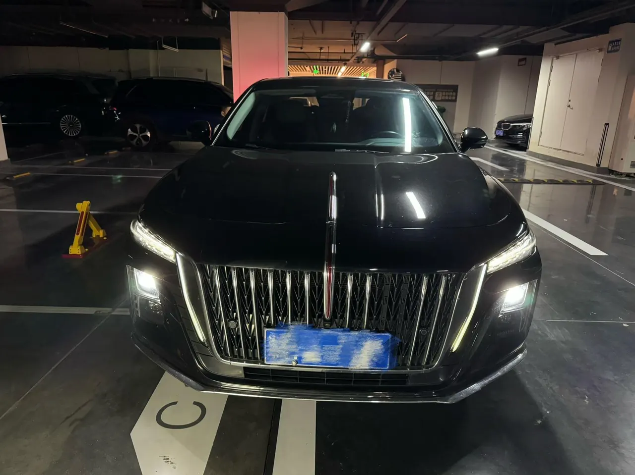 HongQi 2023 H5 2.0T Zhilian Qi Chang Edition Automatic Gear 2