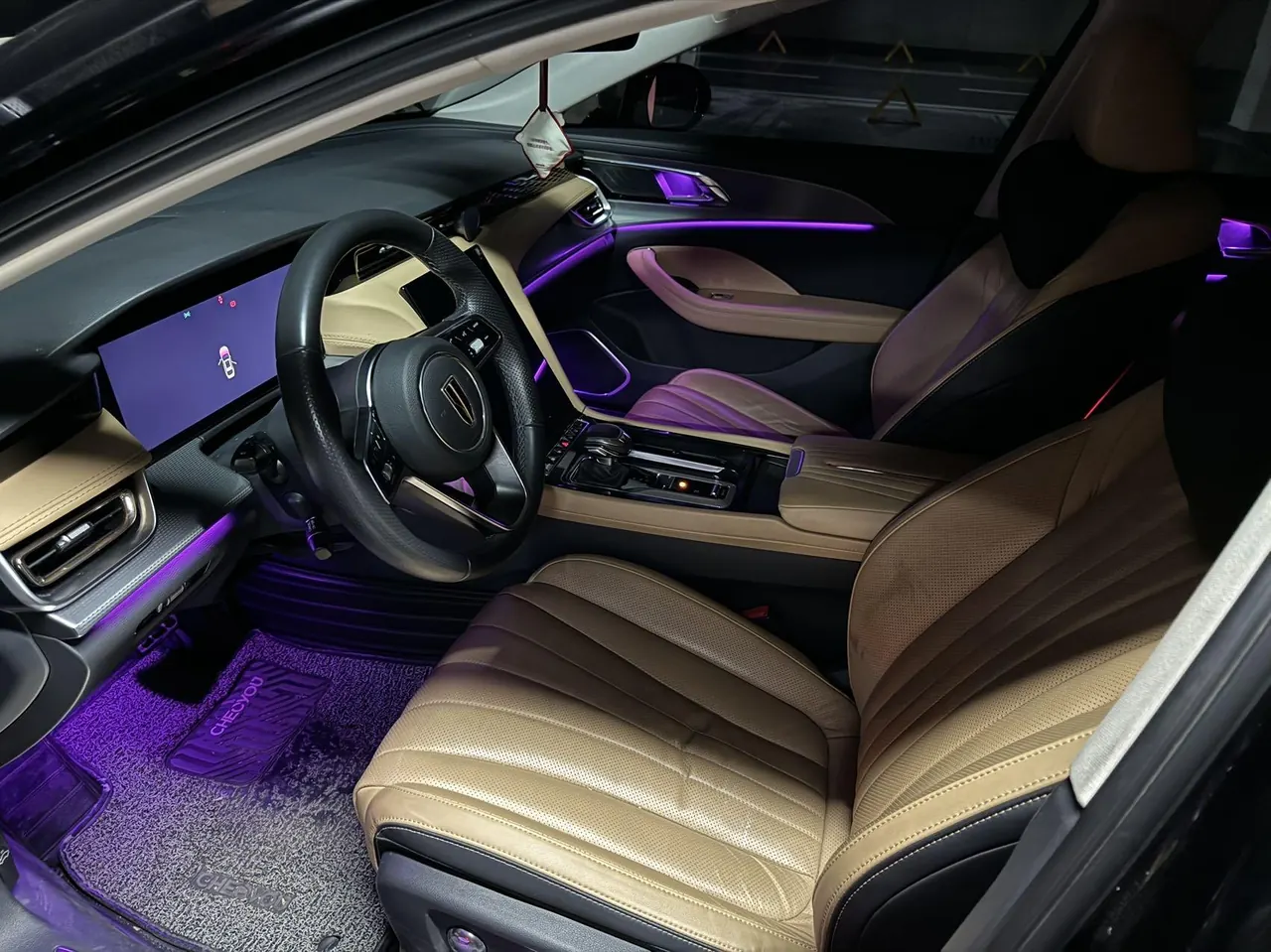 HongQi 2023 H5 2.0T Zhilian Qi Chang Edition Automatic Gear 3