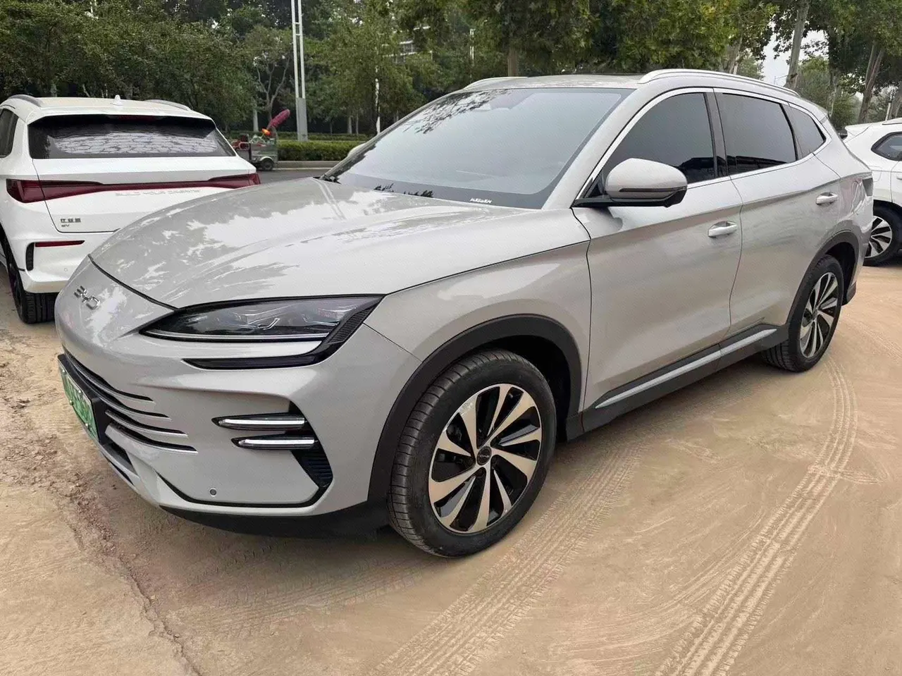 Open image lightbox: BYD Song PLUS New Energy 2023 Song PLUS DM-i 1.5 Stepless Champion Edition 110KM Flagship PLUS Automatic Gear