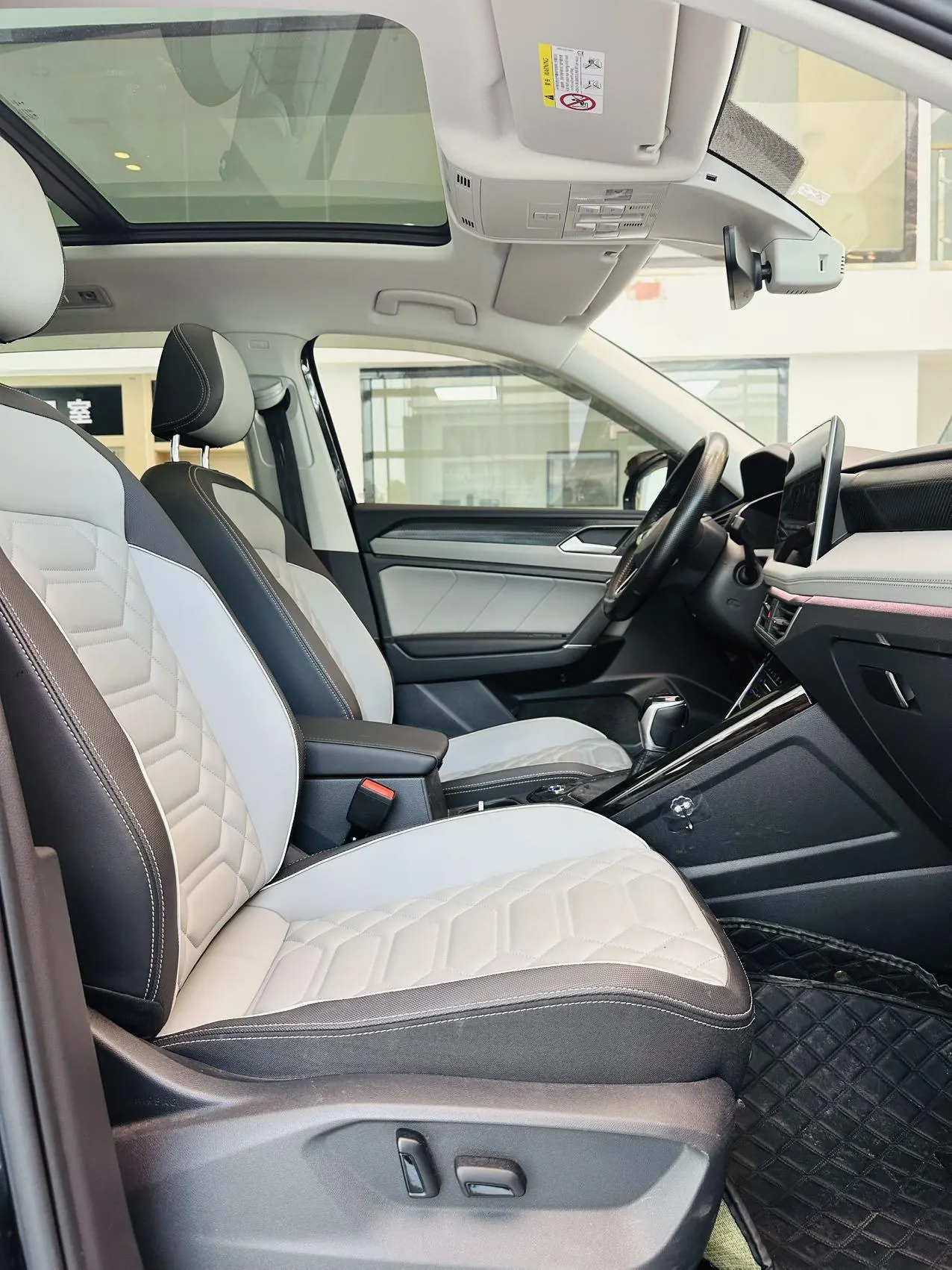 Volkswagen 2023 Tanyue 1.4TSI 280TSI Two-Drive Luxury Plus Advanced Edition Automatic Gear 12