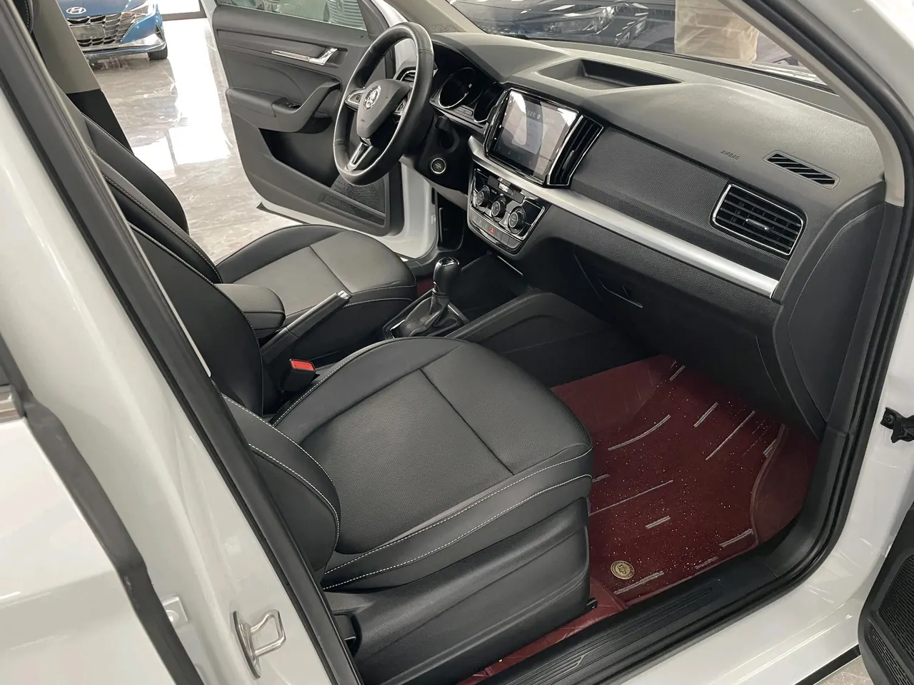 Skoda 2023 Comic 1.5 Comfortable Edition (Modified) Automatic Gear 6