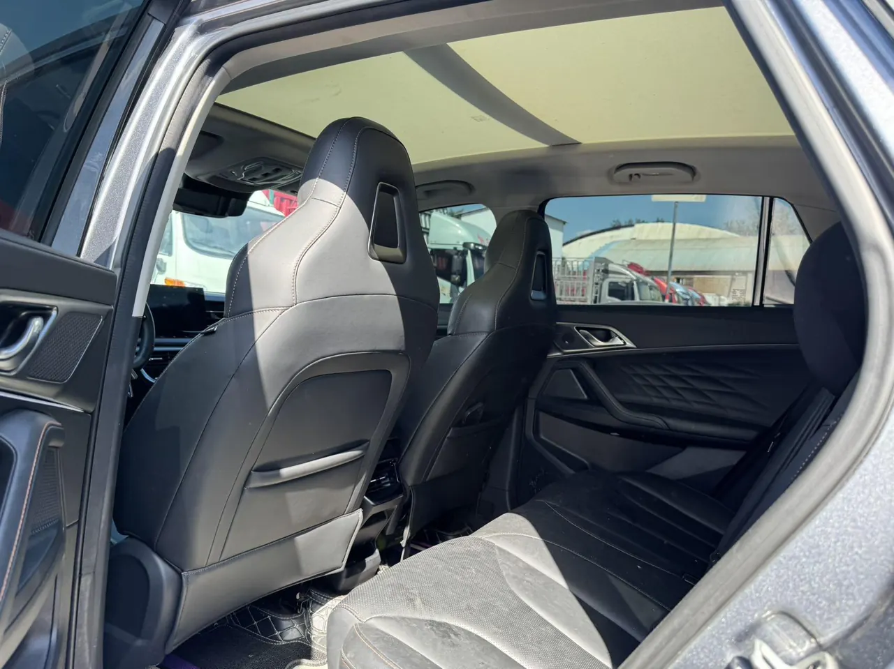 Roewe 2023 RX5 1.5TGI 330TGI Super Ultimate Automatic Gear 8