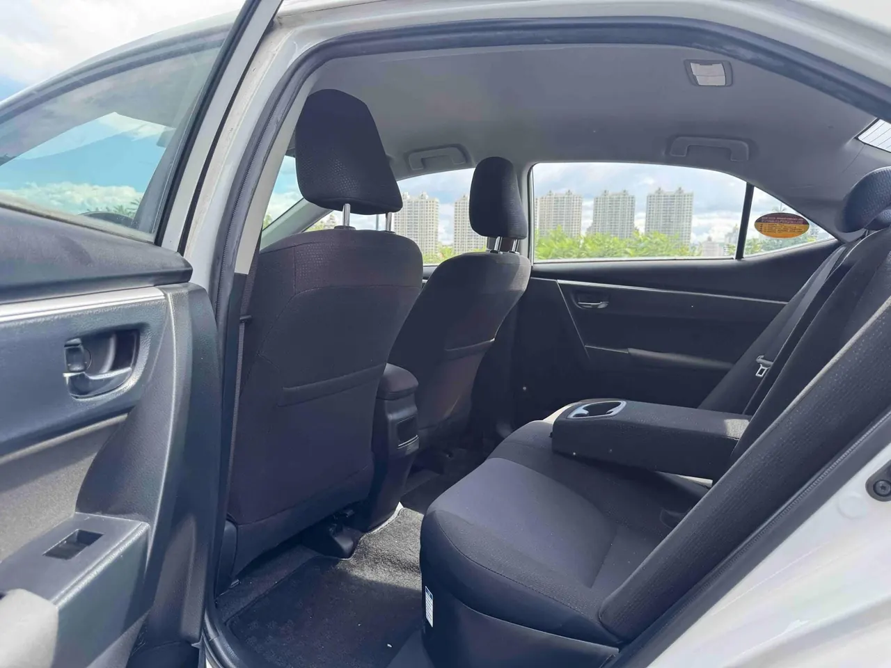 Toyota 2020 Corolla Double Engine E 1.8 Stepless Comfort Edition Automatic Gear 8