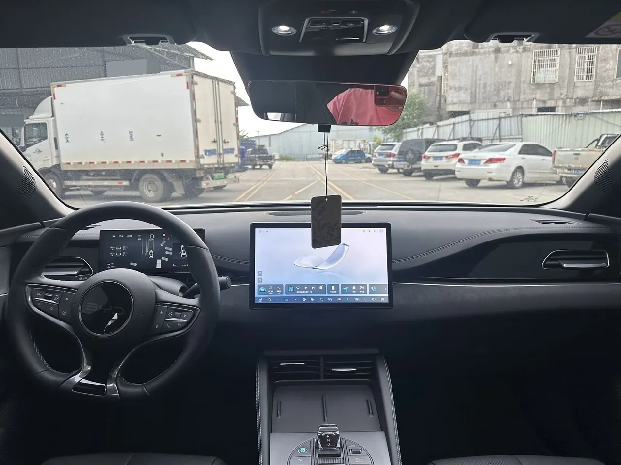 BYD 2025 seals 06 DM-i 1.5 stepless smart driving version 120KM honorable automatic gear 8