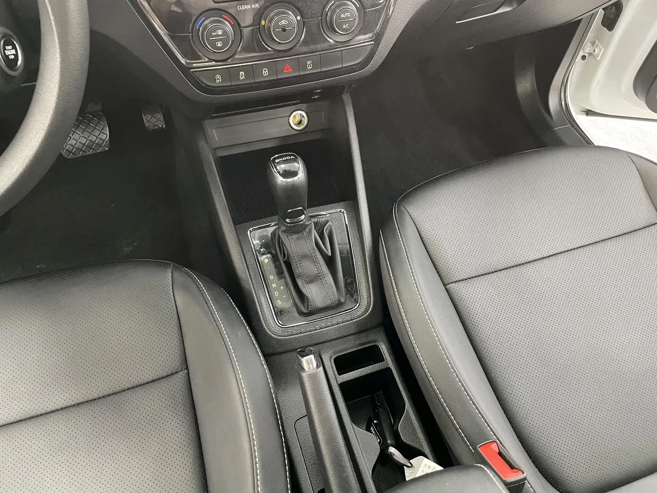 Skoda 2023 Comic 1.5 Comfortable Edition (Modified) Automatic Gear 9