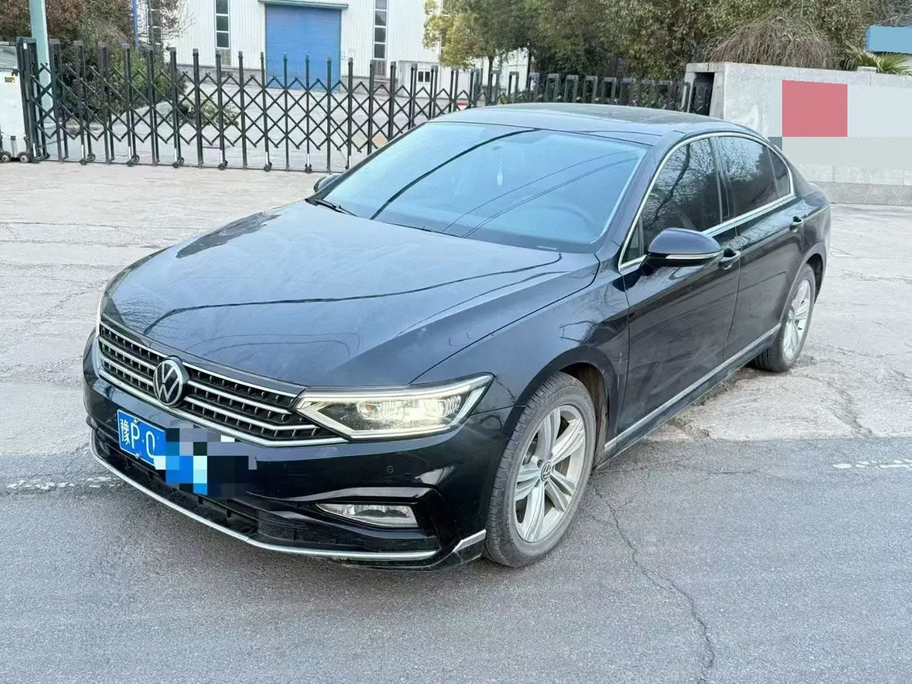 打开图片灯箱:Volkswagen 2023 Magotan 1.4TSI 280TSI 2 million Commemorative Comfortable Automatic Gear