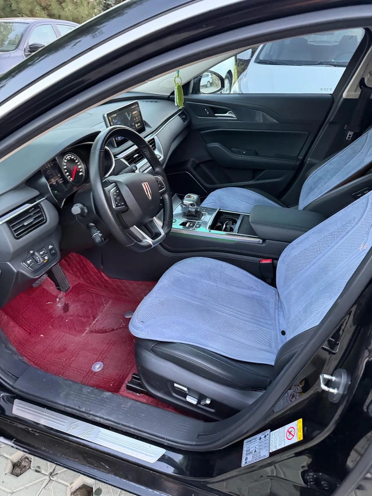 HongQi 2020 H5 1.8TD Zhilian Flag Edition Automatic Gear 8