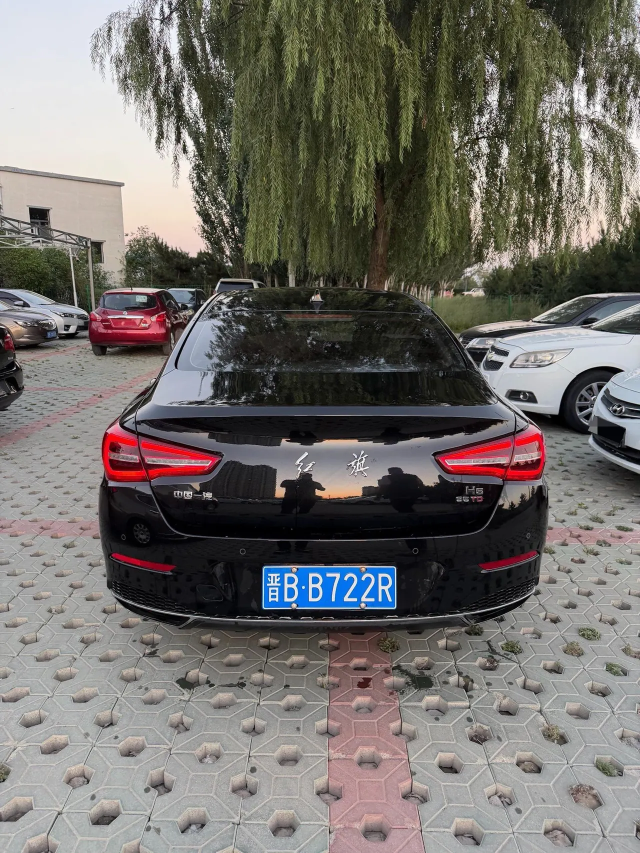 HongQi 2020 H5 1.8TD Zhilian Flag Edition Automatic Gear 9