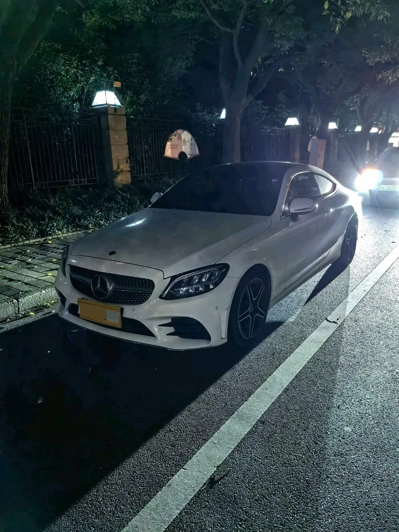 打开图片灯箱:Mercedes Benz Class C (Imported) 2020 C 260 Coupe 48V 1.5T Automatic Gear