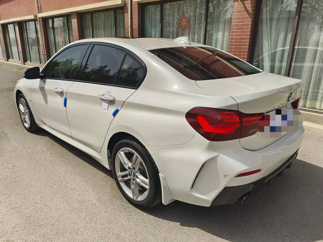 BMW 1 Series 2023 120i 1.5T M Sports Obsidian Night Edition Automatic Gear 3