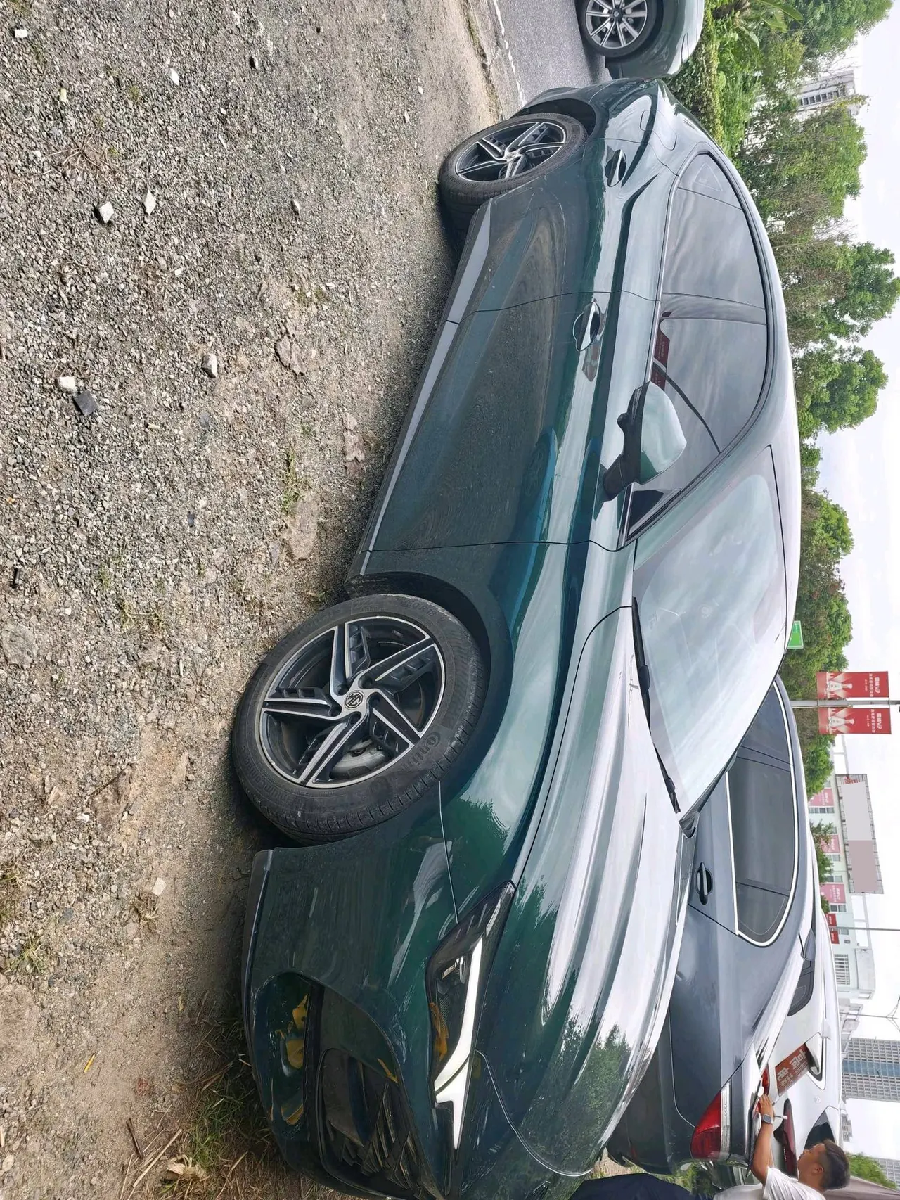 MG 2023 MG7 1.5T to US Deluxe Edition Automatic Gear 10