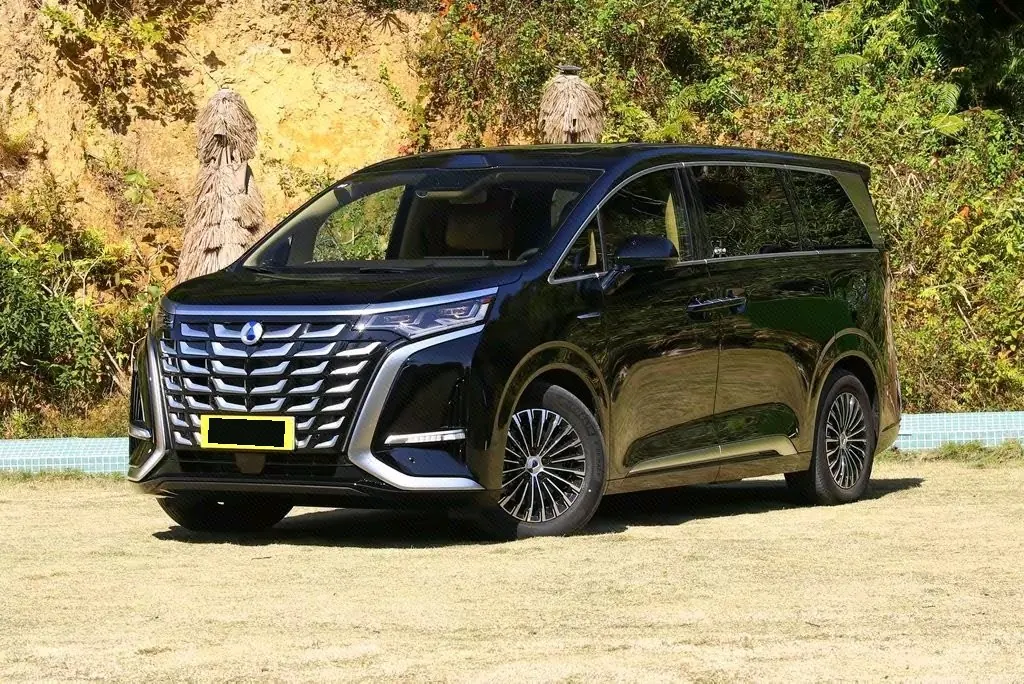 Open image lightbox: Denza 2025 Denza D9 DM-i 1.5T stepless intelligent driving version 1020 four-wheel drive flagship automatic gear