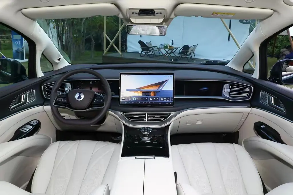 Denza 2025 Denza D9 DM-i 1.5T stepless intelligent driving version 1020 four-wheel drive flagship automatic gear 4