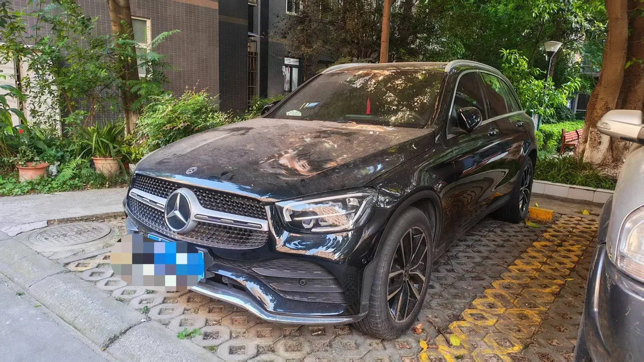 打开图片灯箱:Mercedes Benz 2020 GLC 260 L 4MATIC 2.0T Luxury (Modified) Automatic Gear