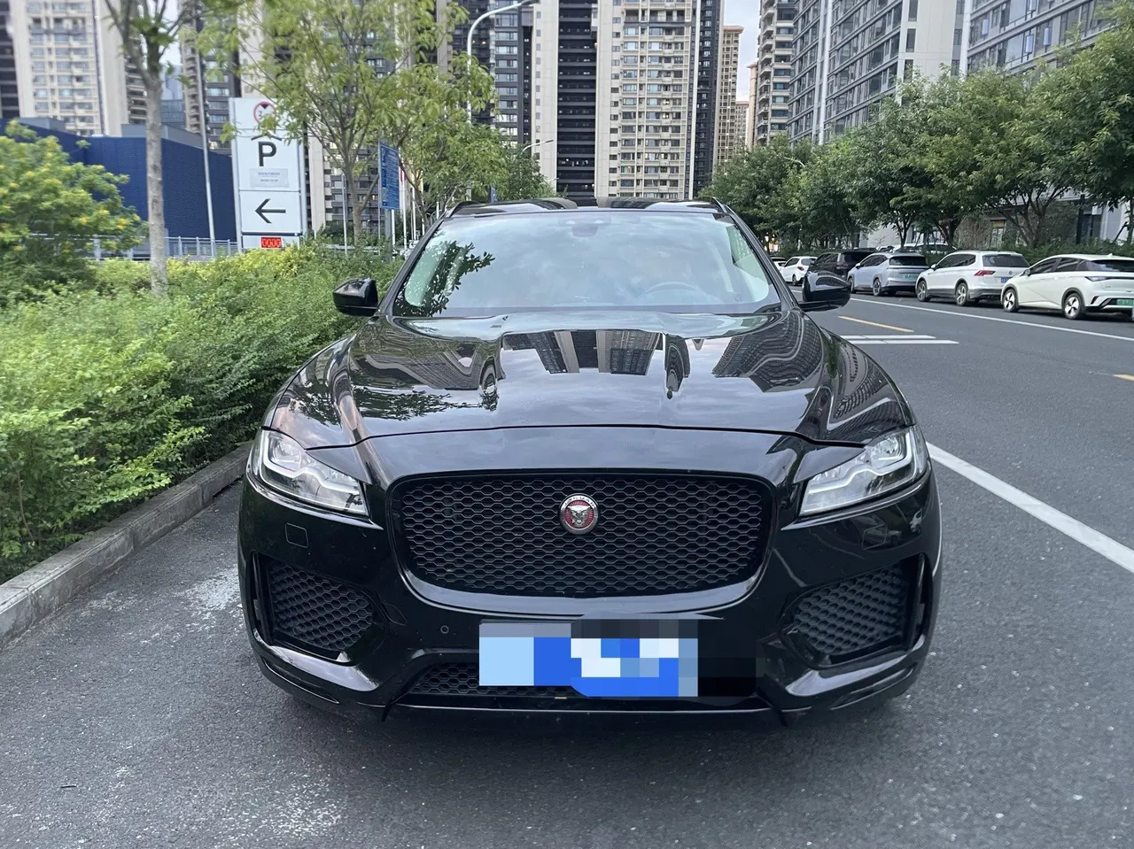 Jaguar F-PACE (Imported) 2020 F-PACE 2.0T Flag Edition Automatic Gear 2