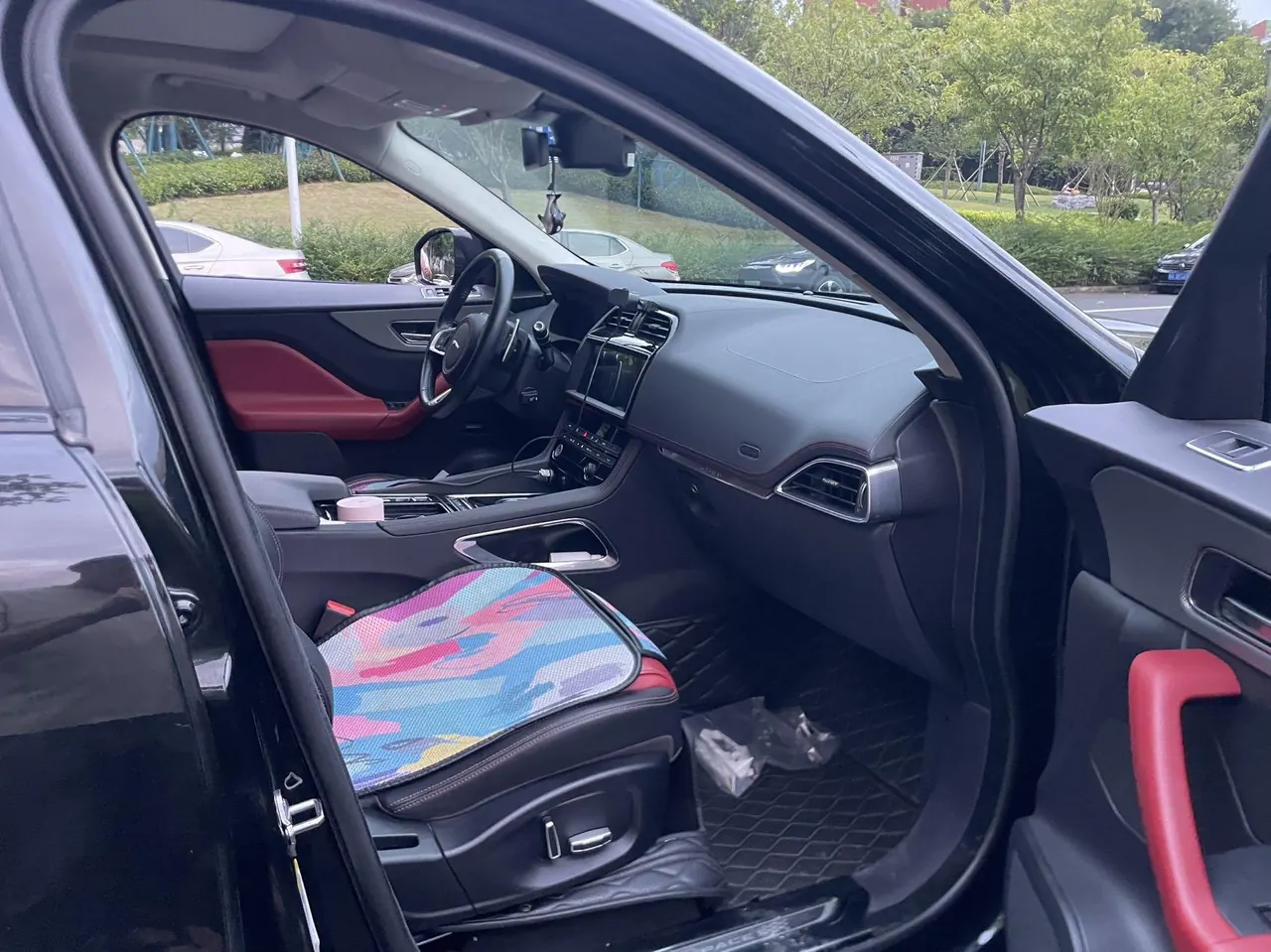 Jaguar F-PACE (Imported) 2020 F-PACE 2.0T Flag Edition Automatic Gear 5