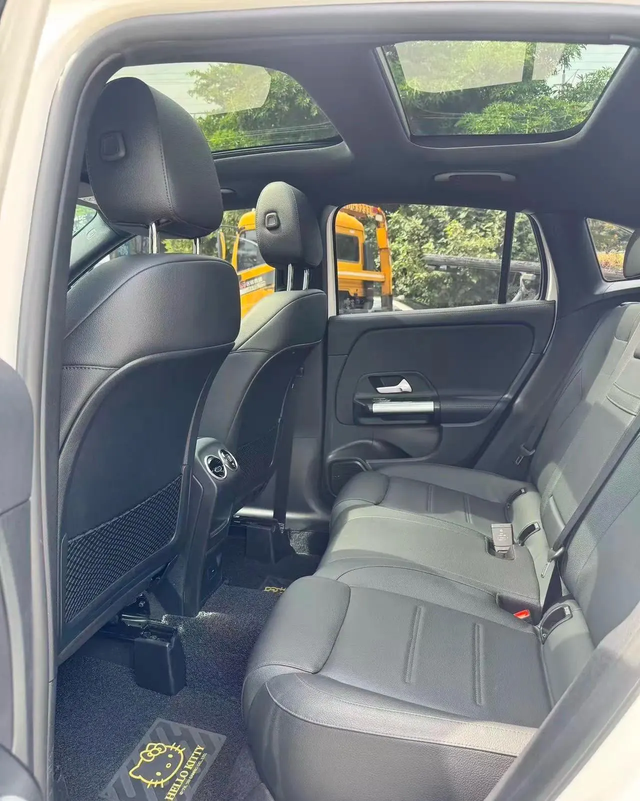Mercedes Benz 2020 GLA 200 1.3T automatic gear 6