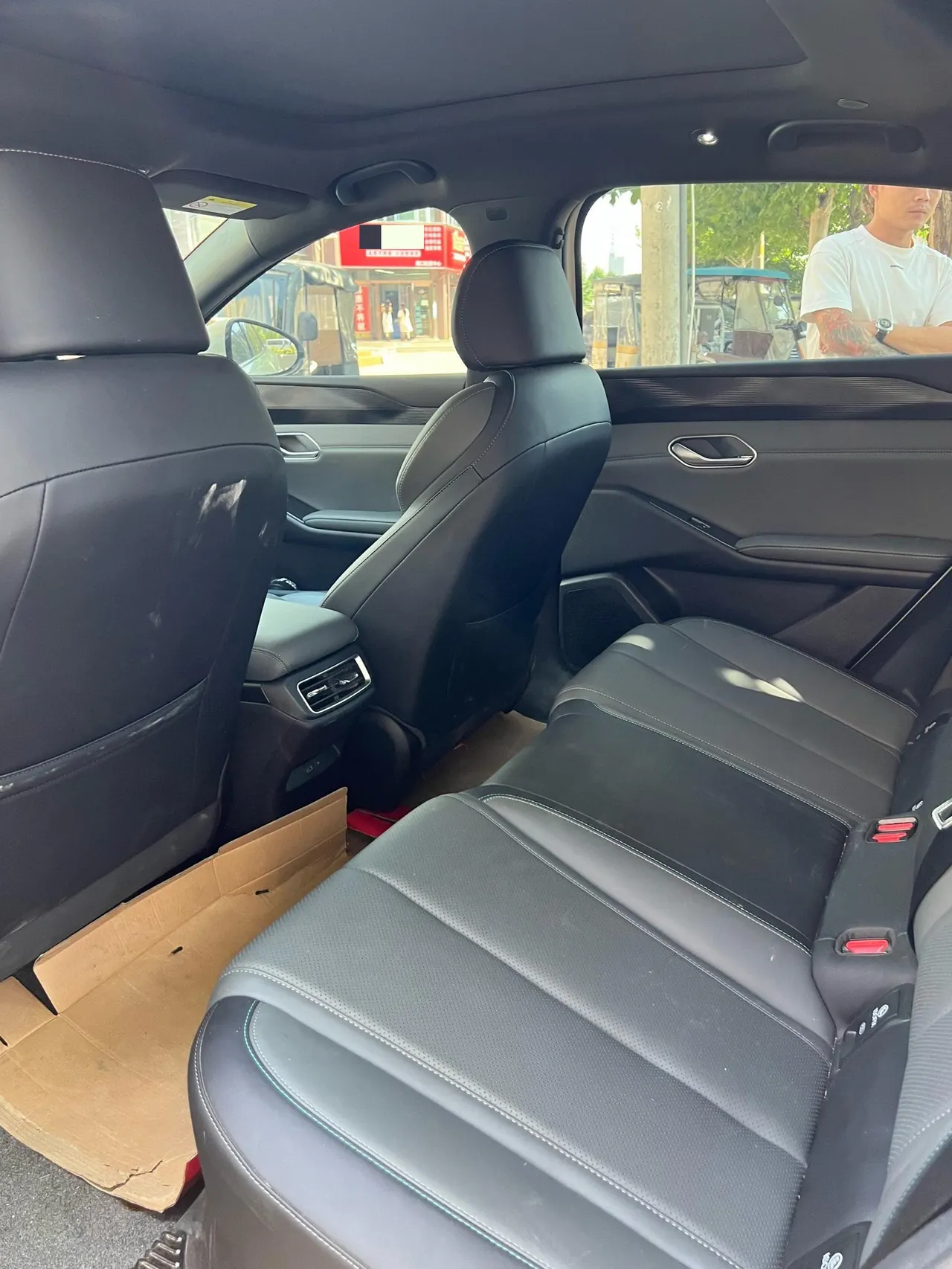 BYD 2025 Qin L EV 470KM Leading Automatic Gear 4