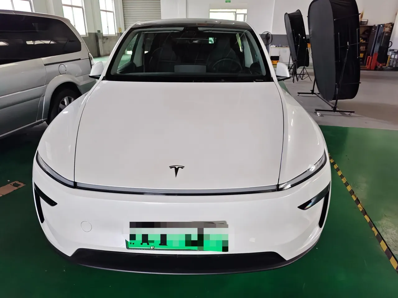 Tesla 2025 Model Y long endurance all-wheel drive version (modified) automatic gear 3