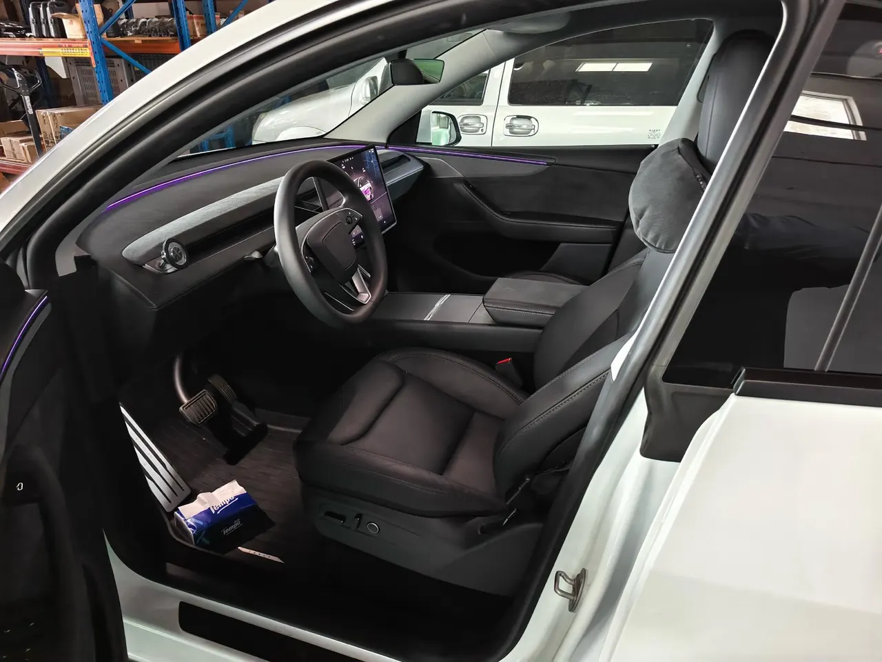 Tesla 2025 Model Y long endurance all-wheel drive version (modified) automatic gear 4