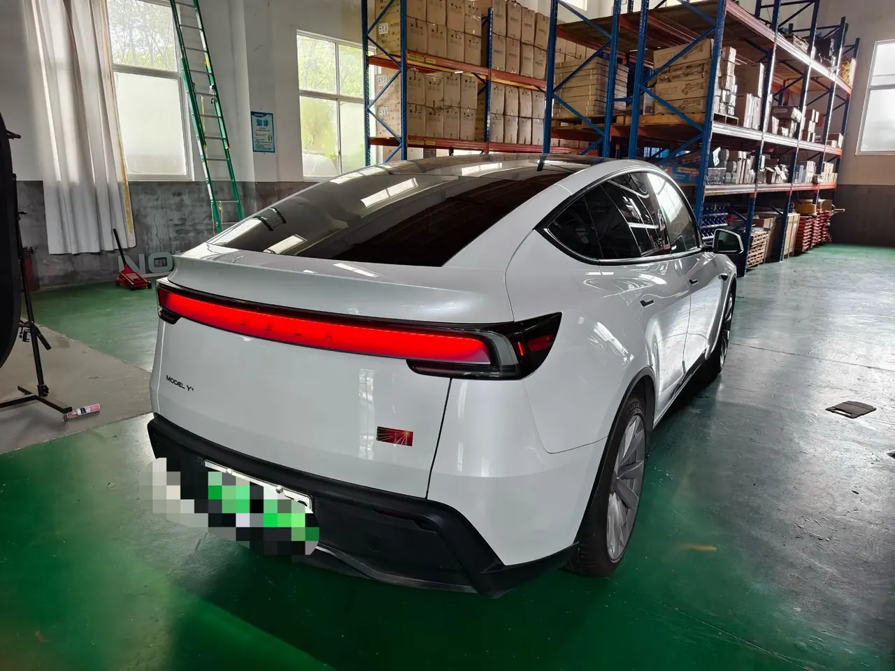 Tesla 2025 Model Y long endurance all-wheel drive version (modified) automatic gear 7