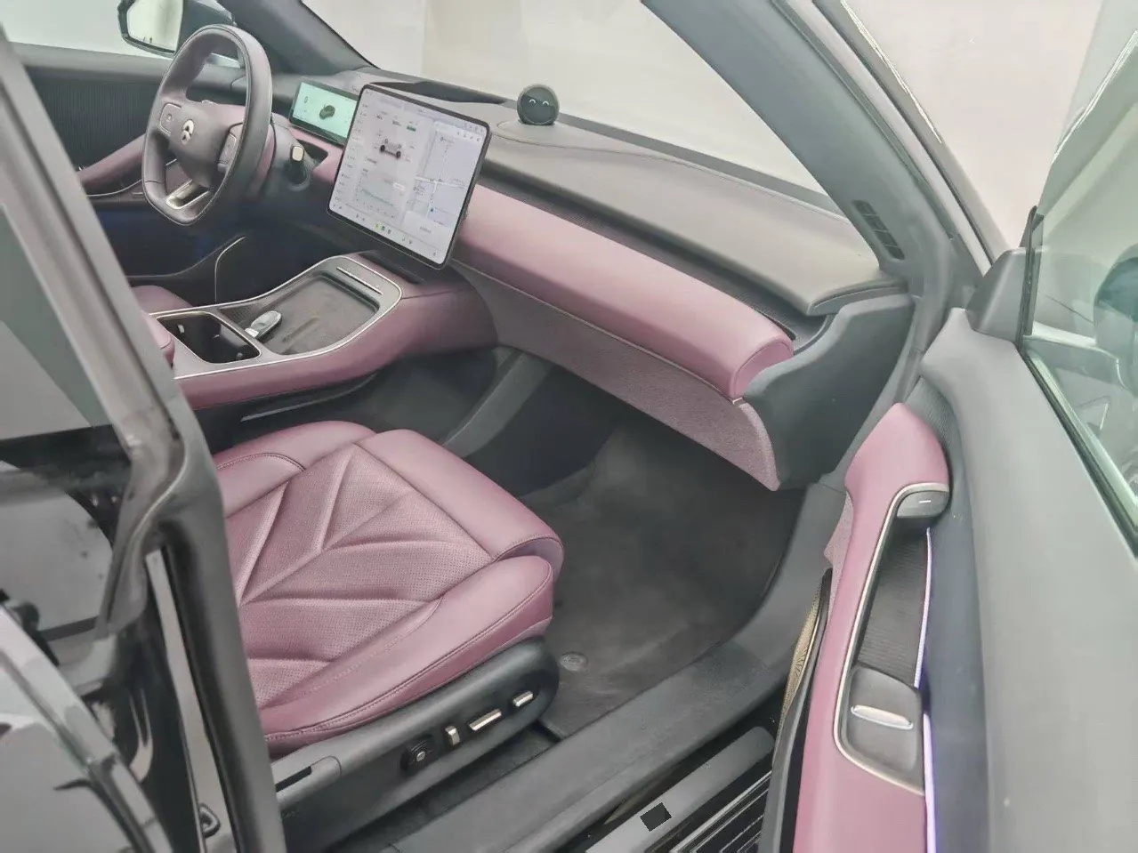 NIO 2025 ET5 75kWh automatic transmission 6