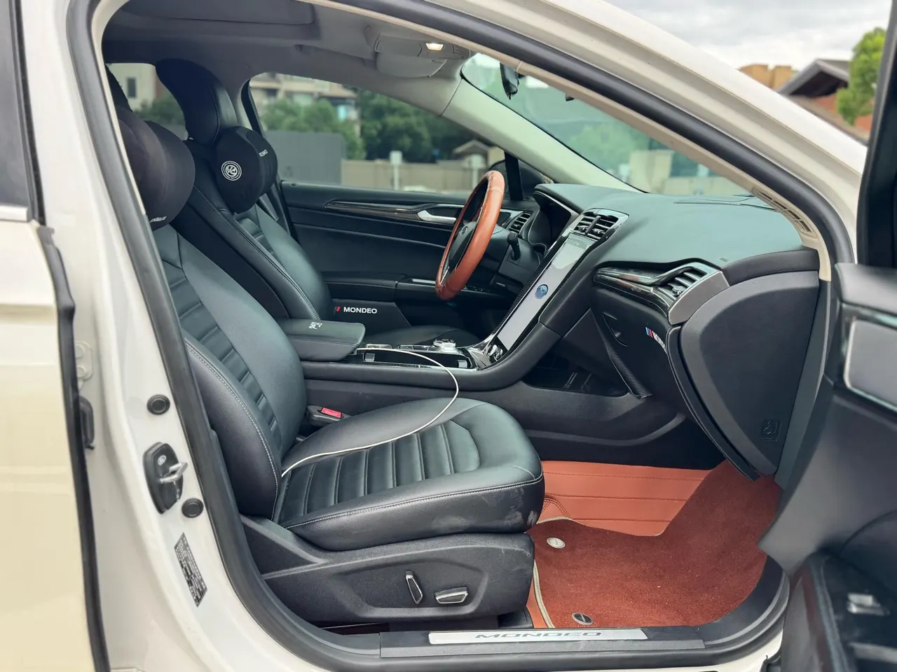 Ford 2020 Mondeo 1.5T EcoBoost 180 Luxury Automatic Gear 11