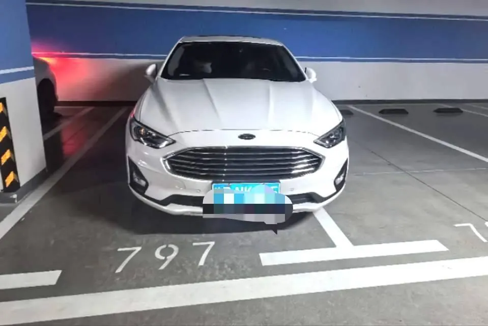 Ford 2020 Mondeo 2.0T EcoBoost 200 fashion automatic gear 2