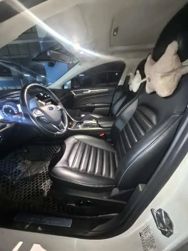 Ford 2020 Mondeo 2.0T EcoBoost 200 fashion automatic gear 4